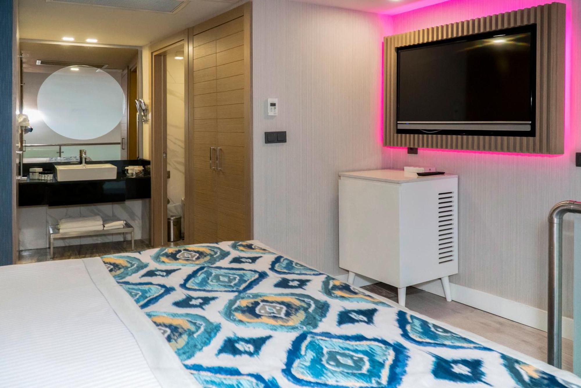 Family Room Sea View