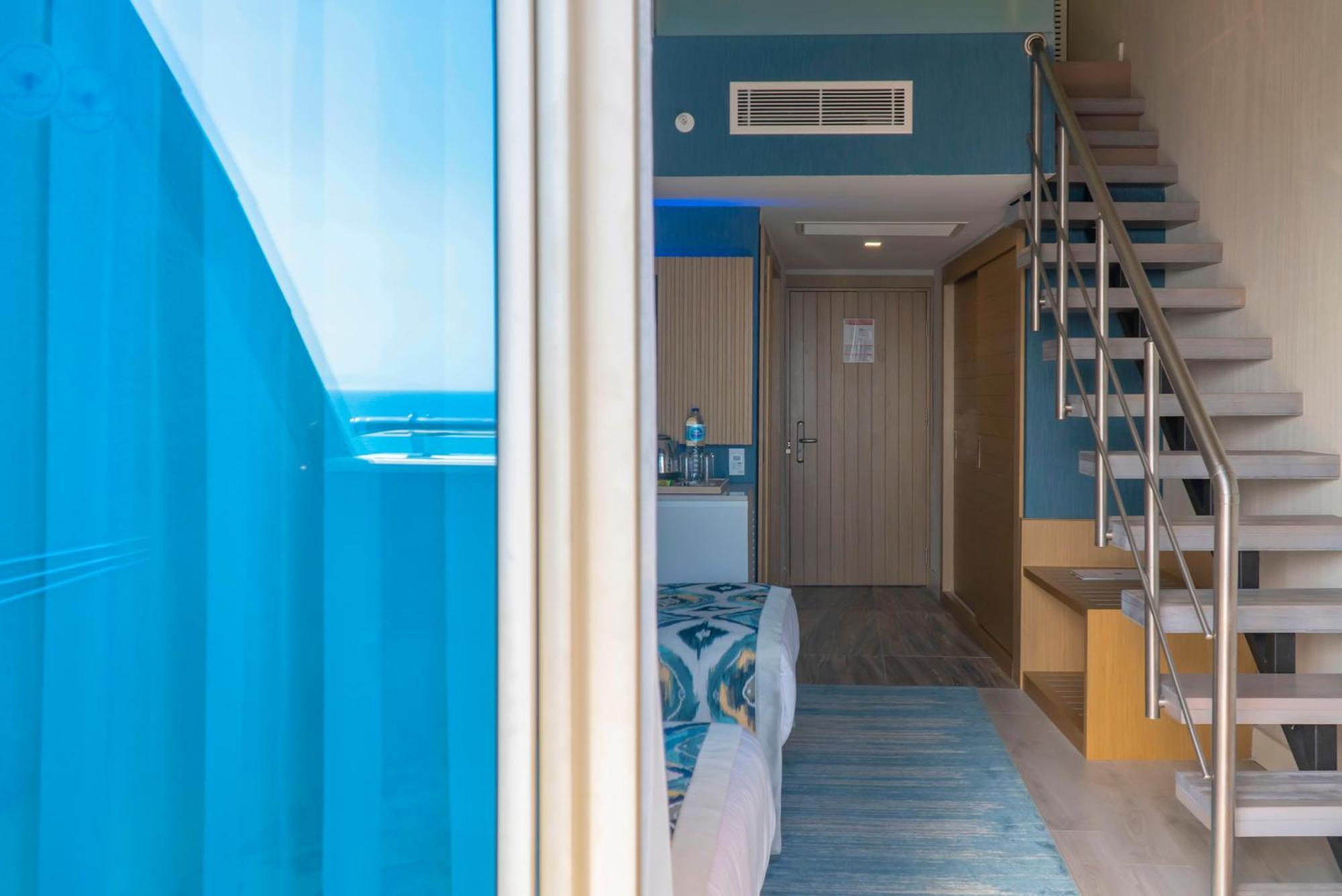 Family Room Sea View