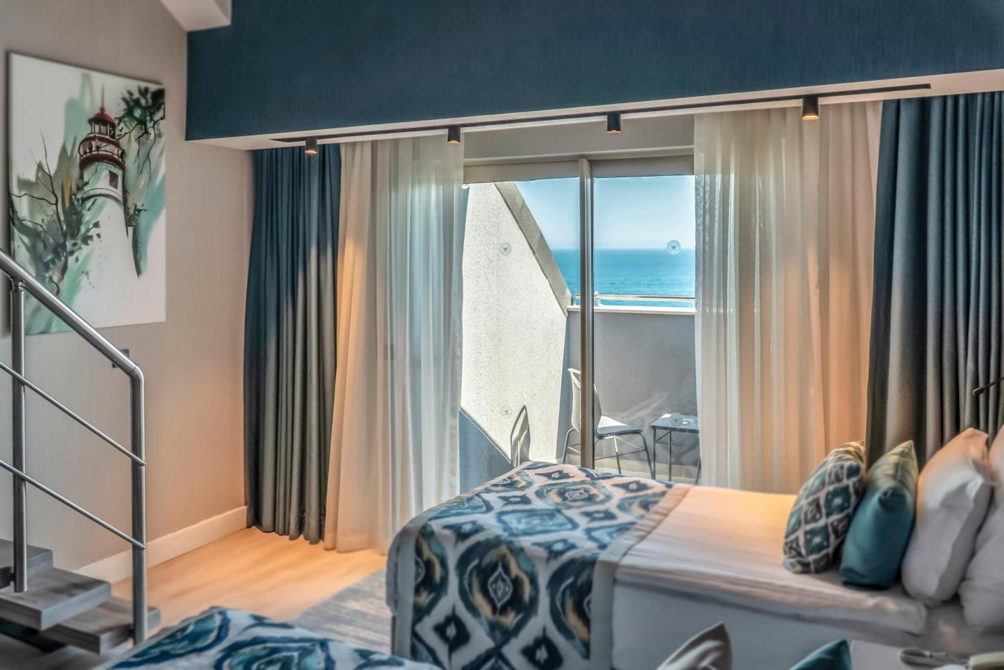 Family Room Sea View